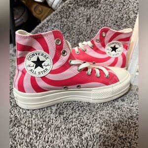 New platform converse women size 6.5